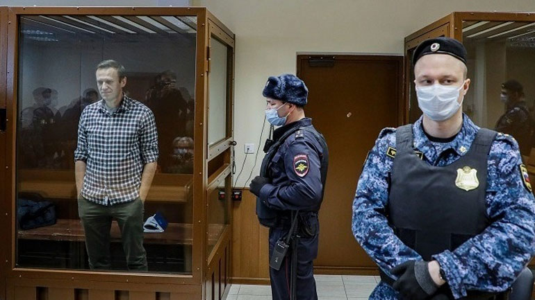 Ρωσία: Ο Ναβάλνι κάλεσε τους φυλακισμένους να αγωνιστούν για να έχουν άνετες καρέκλες