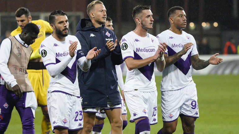 Conference League: Πρώτη η Μπασακσεχίρ, στα play off η Φιορεντίνα