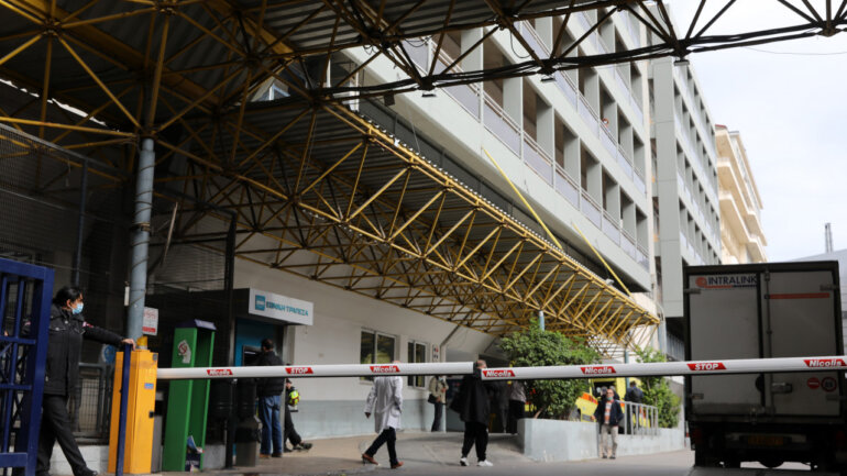 Το σωματείο Aurora και το Ίδρυμα Παύλου και Αλεξάνδρας Κανελλοπούλου ένωσαν τις δυνάμεις τους για την αγορά γενετικού αναλυτή στον “Ευαγγελισμό”