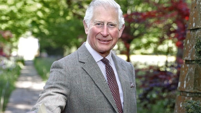 Νέο βιβλίο για τη ζωή του Βρετανού βασιλιά Καρόλου