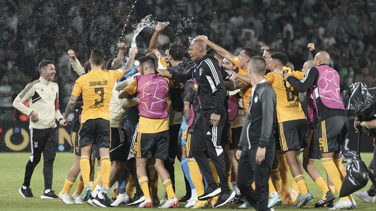 Champions League: Η Μπενφίκα άρπαξε στις καθυστερήσεις την πρωτιά απ’ την Παρί