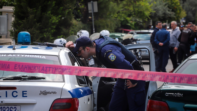 Ανακρίνεται ο 14χρονος που φέρεται να σκότωσε τον αδελφό του στην Μάνδρα