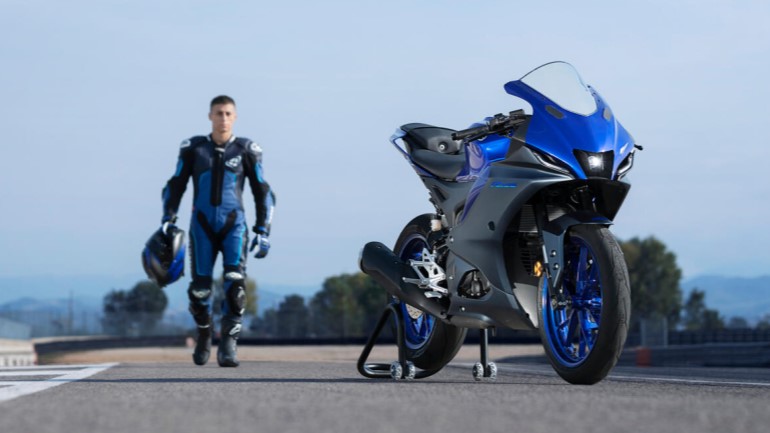 Νέα σημαντικά ανανεωμένη Yamaha R125 