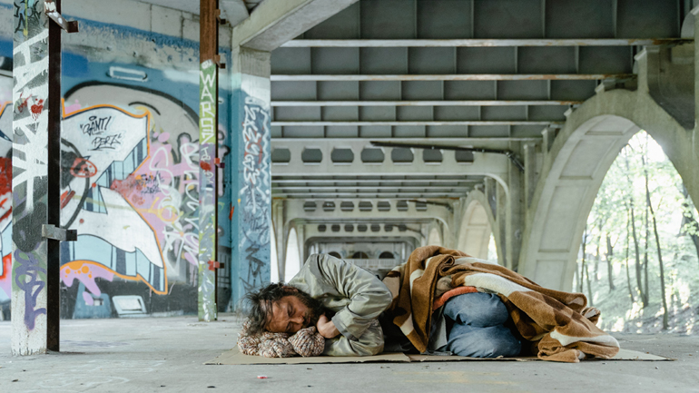 Ανασφαλείς και φοβισμένοι Έλληνες, Ιταλοί και Γάλλοι