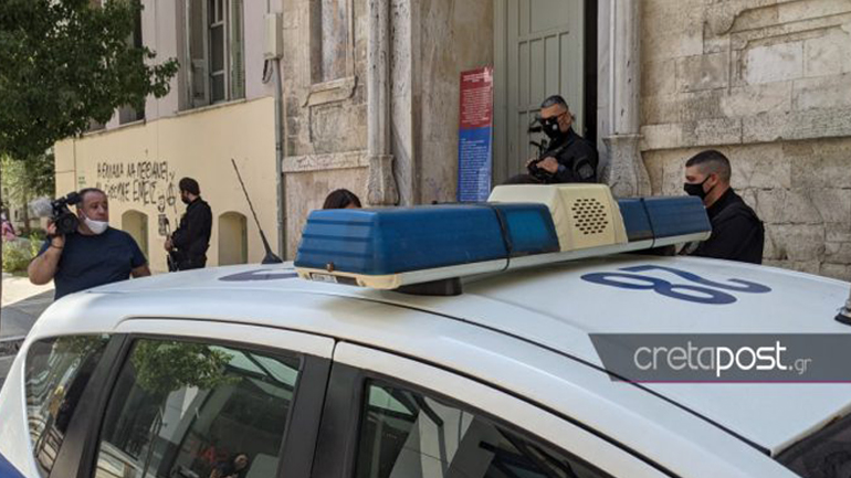 Ηράκλειο Κρήτης: Βροχή οι καταγγελίες εργαζομένων για τον ξενοδόχο που απαιτούσε μέρος του μισθού τους