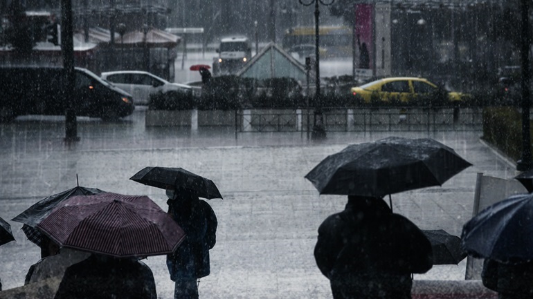 Μήνυμα του 112 στους κατοίκους της Εύβοιας για επικίνδυνα καιρικά φαινόμενα στην περιοχή τους