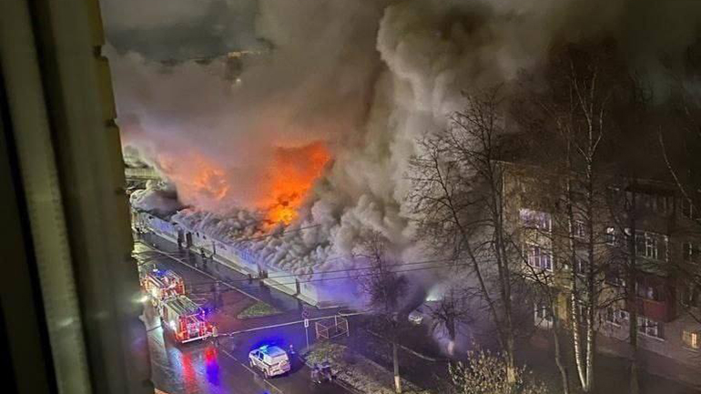 Ρωσία: Συνελήφθη ένας ύποπτος για την πυρκαγιά με 15 νεκρούς σε νυχτερινό κέντρο