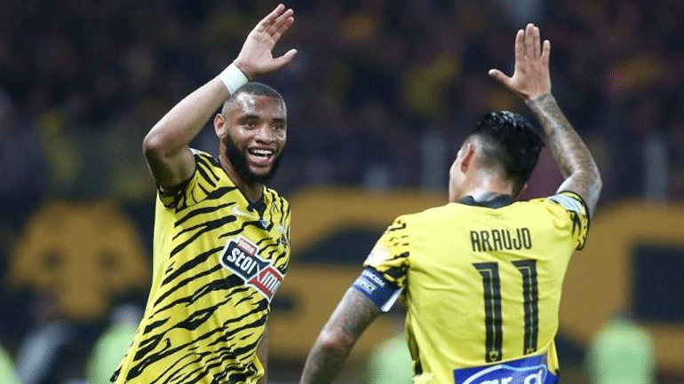 ΑΕΚ: Με Τσούμπερ και Αραούχο στην Τρίπολη