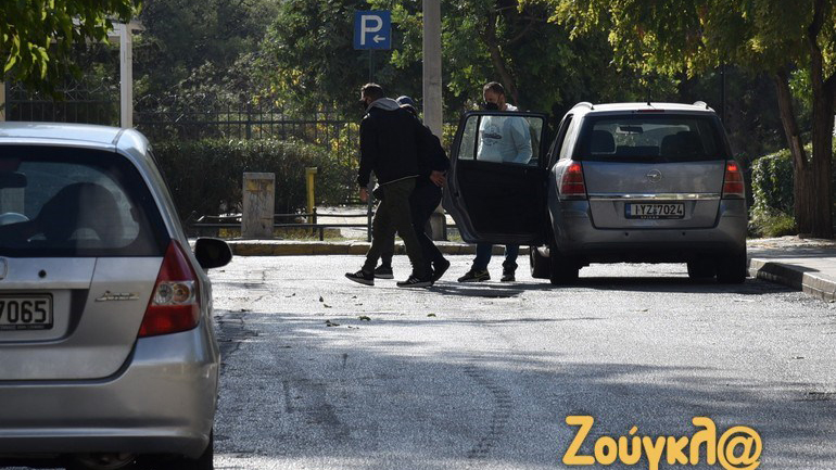 Υπόθεση Κολωνού: Την Δευτέρα απολογούνται στην ανακρίτρια ο ηλεκτρολόγος και ο προπονητής ποδοσφαίρου