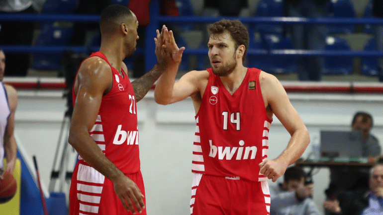 Basket League: Πέντε στα πέντε ο Ολυμπιακός, 107-81 τον Ιωνικό