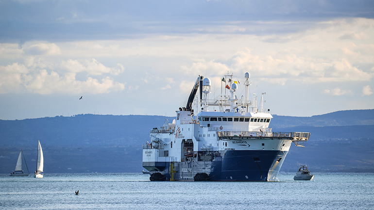 Ιταλία: Πλοίο με 572 μετανάστες και πρόσφυγες εισήλθε στο λιμάνι της Κατάνης Ιταλία: Πλοίο με 572 μετανάστες και πρόσφυγες εισήλθε στο λιμάνι της Κατάνης