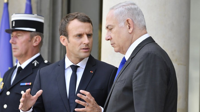 Ο Μακρόν συνεχάρη τον Νετανιάχου για τη νίκη του, ενισχύονται οι σχέσεις Γαλλίας- Ισραήλ