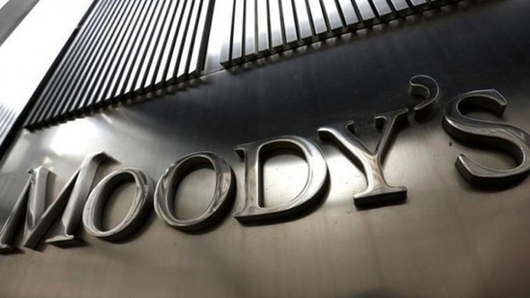 Η Moody’s αναβάθμισε έξι ελληνικές τράπεζες – Διαπιστώνει βελτίωση της ελληνικής οικονομίας