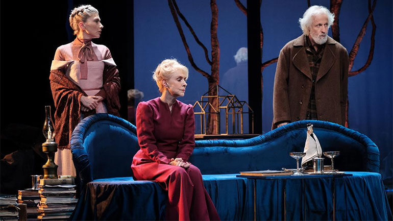 Οι «Βρυκόλακες» του Χένρικ Ίψεν σε σκηνοθεσία Σταμάτη Φασουλή στο Εθνικό Θέατρο