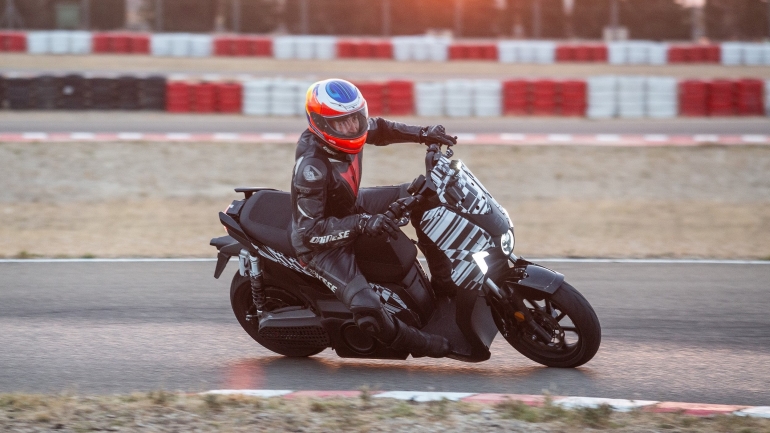 Παρουσίαση του Seat Mo 125 στην EICMA