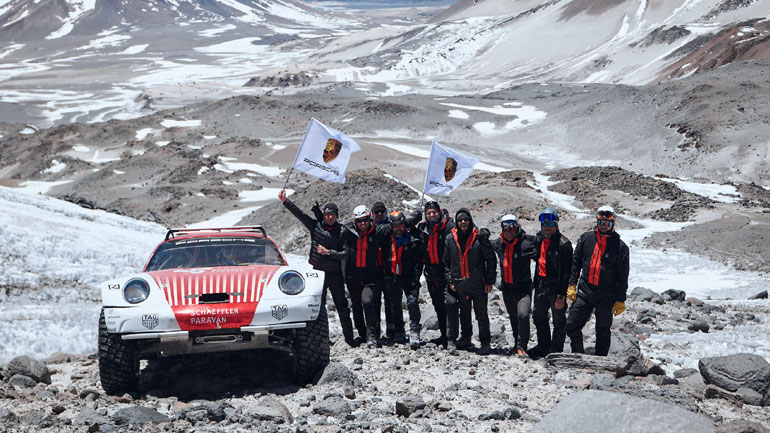 Porsche:  Δοκιμάζει τα όρια της 911 στα 6.007 μέτρα