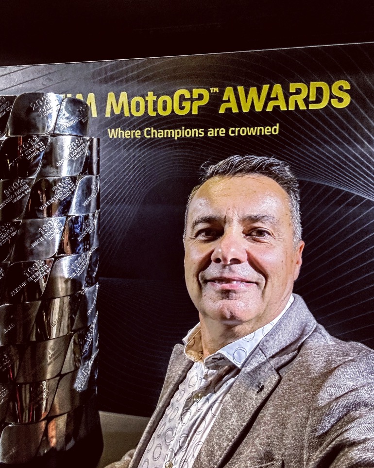 Ο απεσταλμένος της zougla.gr άκουσε πολλά θετικά στην Απονομή του MotoGP