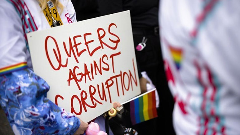 Μουντιάλ 2022: Διαμαρτυρία ΛΟΑΤΚΙ ακτιβιστών έξω από το Μουσείο της FIFA