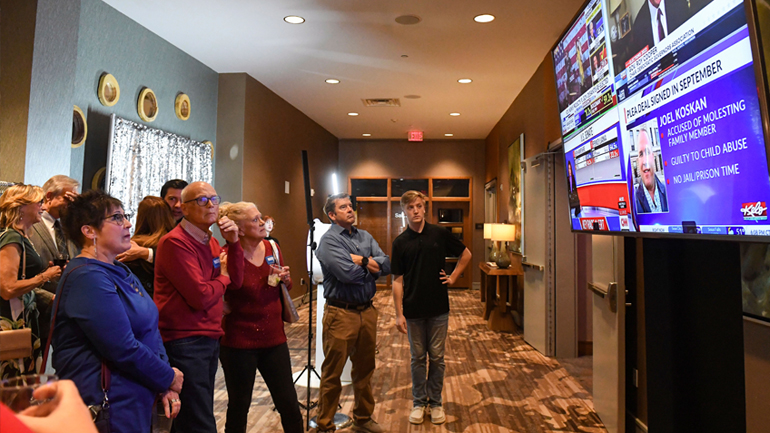 ΗΠΑ-ενδιάμεσες εκλογές: Προβάδισμα των Ρεπουμπλικάνων στη Βουλή – Μάχη στήθος με στήθος για τη Γερουσία