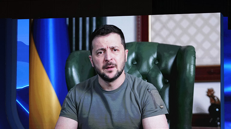 Ουκρανία: Την ΕΕ ευχαριστεί ο Ζελένσκι για το πακέτο στήριξης ύψους 18 δισ.