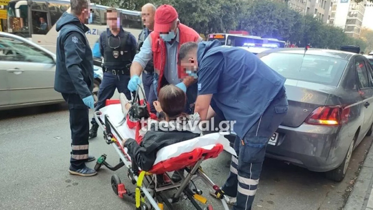 Θεσσαλονίκη: 18χρονη τσακώθηκε με τον πατέρα της και κρεμάστηκε από το αυτοκίνητό του