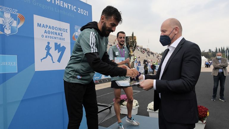 Kώστας Γκελαούζος και Αναστασία Μαρινάκου μιλούν στον ΟΠΑΠ για τον Αυθεντικό Μαραθώνιο της Αθήνας