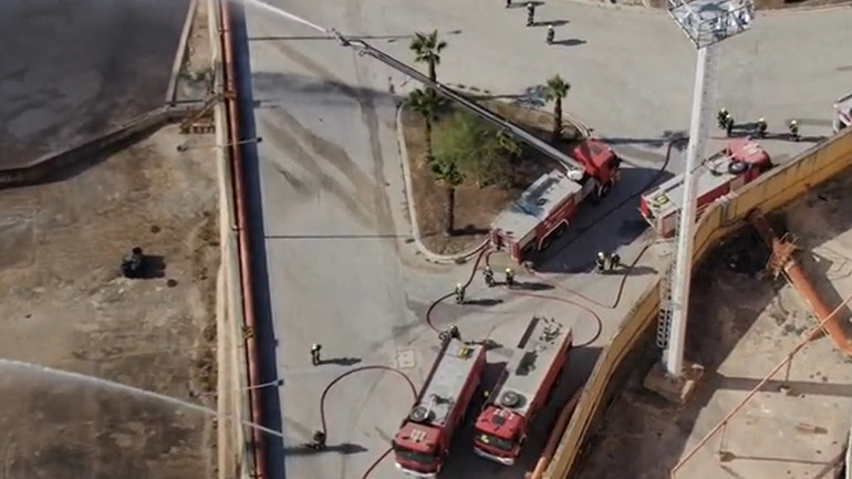 Πυροσβεστική: Άσκηση κατάσβεσης πυρκαγιάς και προσομοίωση εκκένωσης κτιρίου