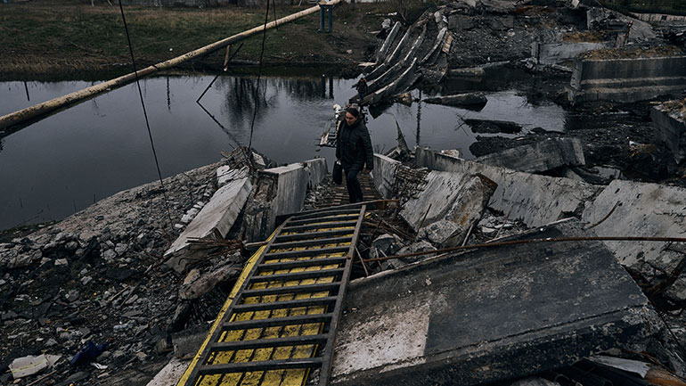 Ζελένσκι: Οι ρωσικές δυνάμεις κατέστρεψαν υποδομές ζωτικής σημασίας στη Χερσώνα