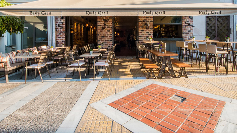 Ηλικιακός ρατσισμός από ιδιοκτήτη καφετέριας στη Νέα Σμύρνη