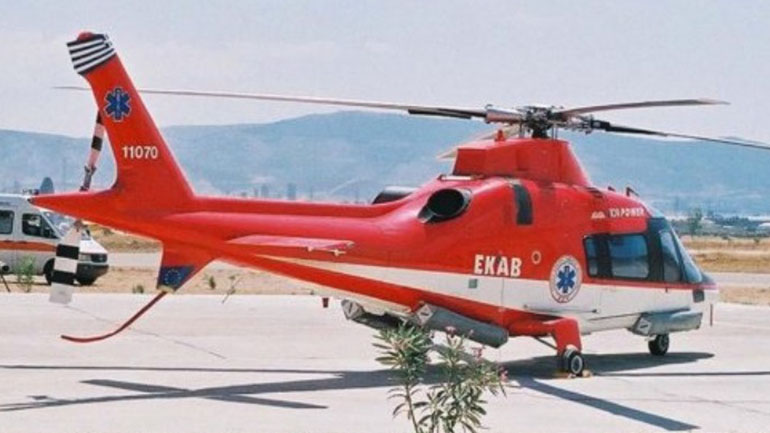 Στο ελικοδρόμιο των Παξών γέννησε μια 28χρονη τα δίδυμα αγοράκια της