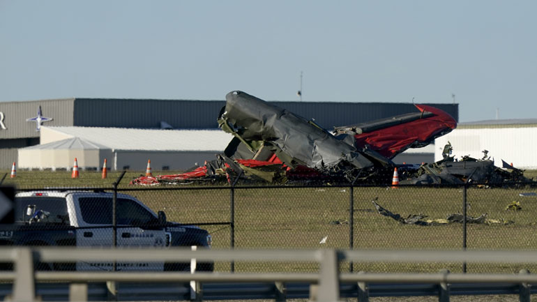 Τέξας: Σύγκρουση αεροσκαφών σε αεροπορική επίδειξη στο Ντάλας