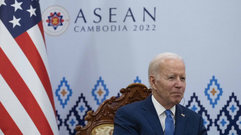 Ικανοποίηση Μπάιντεν για τον έλεγχο της Γερουσίας από τους Δημοκρατικούς