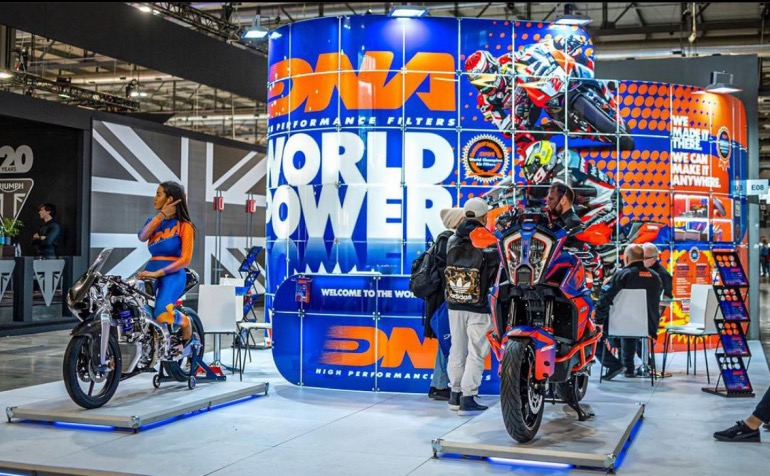 Το εντυπωσιακό περίπτερο της DNA στην EICMA