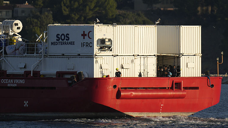 Ιταλός υπουργός Εξωτερικών: «Σε ό,τι αφορά το μεταναστευτικό, θέσαμε ένα πολιτικό θέμα. Ζητάμε κώδικα συμπεριφοράς για τις ΜΚΟ»