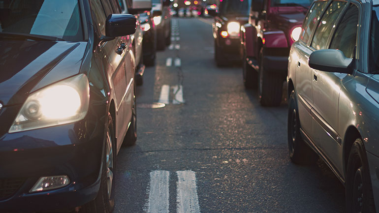 Χωρίς ιδιαίτερη κίνηση η Αθήνα – Άνοιξαν οι περισσότεροι δρόμοι