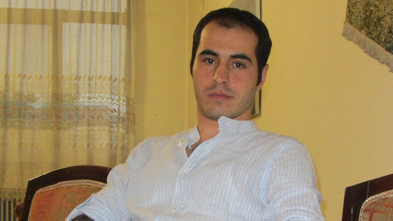 Ιράν: Ο κρατούμενος απεργός πείνας Ροναγί επέστρεψε στη φυλακή