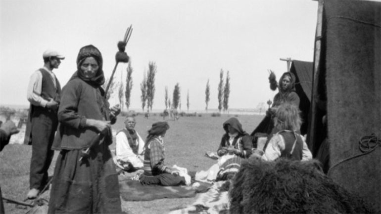 «Η αδρή ουσία των πραγμάτων» με τον φακό της Έλλης Παπαδημητρίου στην Πινακοθήκη Γκίκα