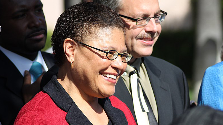 ΗΠΑ: Κάρεν Μπας, η πρώτη δήμαρχος του Λος Άντζελες