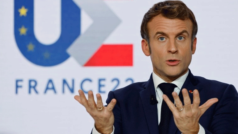 Μακρόν: «Δεν πρέπει να πολιτικοποιούμε τον αθλητισμό»