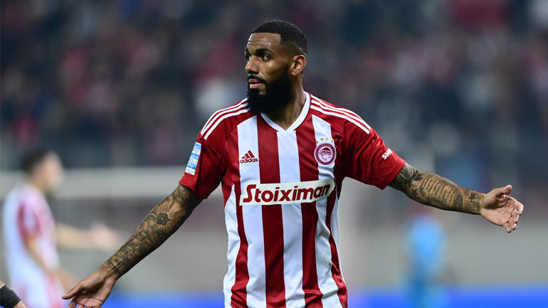 Θέλει να κρατήσει τον Εμβιλά ο Ολυμπιακός