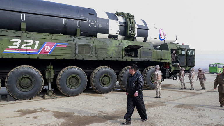 Βόρεια Κορέα: Εκτόξευση διηπειρωτικού βαλλιστικού πυραύλου