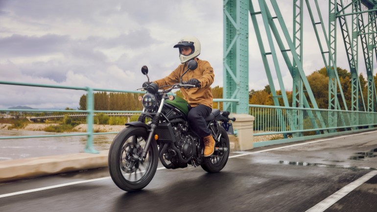 Νέα Honda CL 500 – Στα χνάρια των θρυλικών Honda CL των 60s