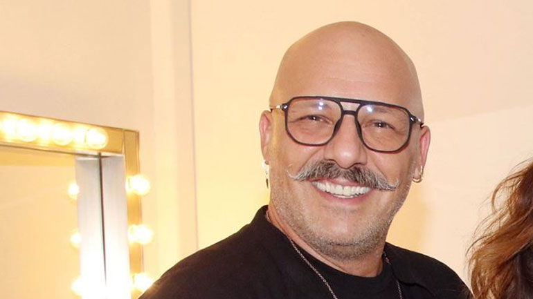 Νίκος Μουτσινάς: Η χιουμοριστική έναρξη της εκπομπής του για τα νούμερα τηλεθέασης