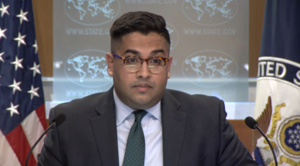 O αναπληρωτής εκπρόσωπος του Στέιτ Ντιπάρτμεντ, Βεντάντ Πατέλ