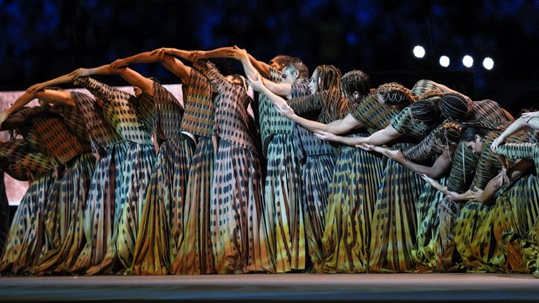 Η τελετή έναρξης έδειξε… σέντρα στο Παγκόσμιο Κύπελλο