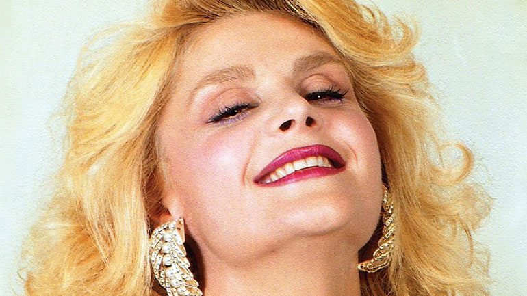 Η Μαρία Ιωαννίδου στη μουσική σκηνή Σφίγγα