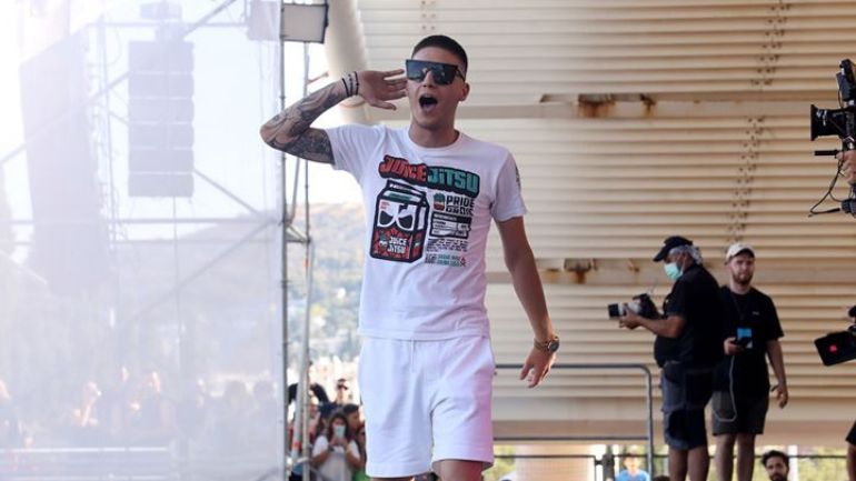 Trannos: Άγρια συμπλοκή σε συναυλία του τράπερ – Σοβαρά τραυματισμένος ένας 37χρονος Trannos: Άγρια συμπλοκή σε συναυλία του τράπερ – Σοβαρά τραυματισμένος ένας 37χρονος