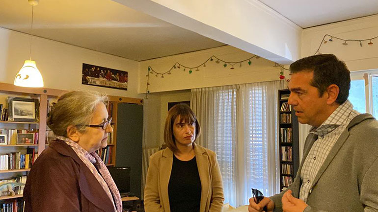 Επίσκεψη Τσίπρα στην Ιωάννα Κολοβού