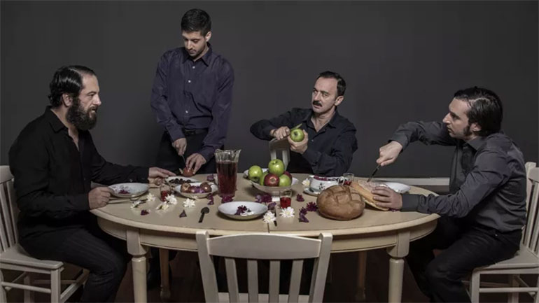 Τέσσερις παραστάσεις που κάνουν πρεμιέρα τον Δεκέμβριο και αξίζει να δείτε