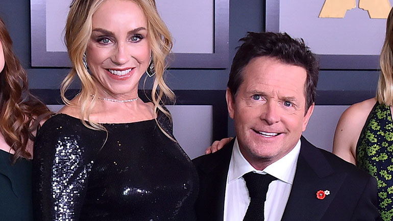 Ο Μάικλ Τζ. Φοξ θυμάται τα χρόνια «άρνησης» μετά τη διάγνωση με τη νόσο του Πάρκινσον